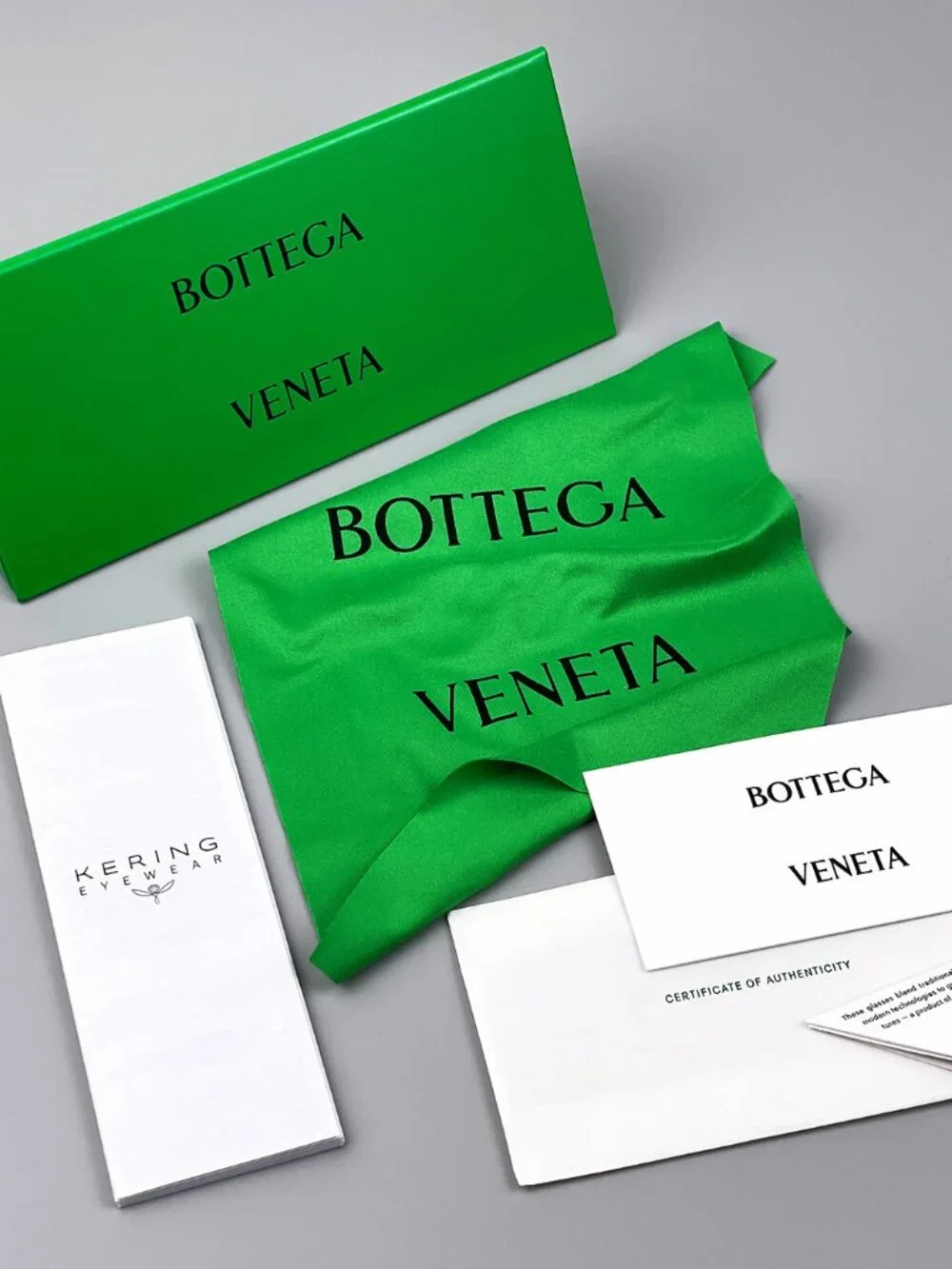 Bottega Veneta Unisex Sunglasses | Black Round Frame | Grey Lenses | BV1268S 001
